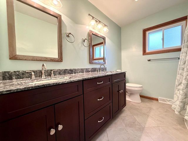 4701 Starker Avenue, Madison, WI 53716