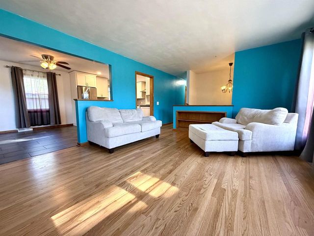 4701 Starker Avenue, Madison, WI 53716