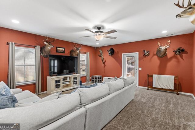 106 Bridgewood Drive, Springfield, GA 31329