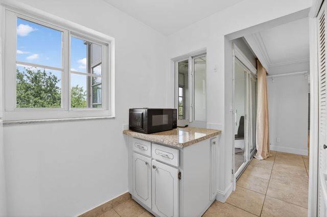 941 Crystal Lake Drive 302, Deerfield Beach, FL 33064