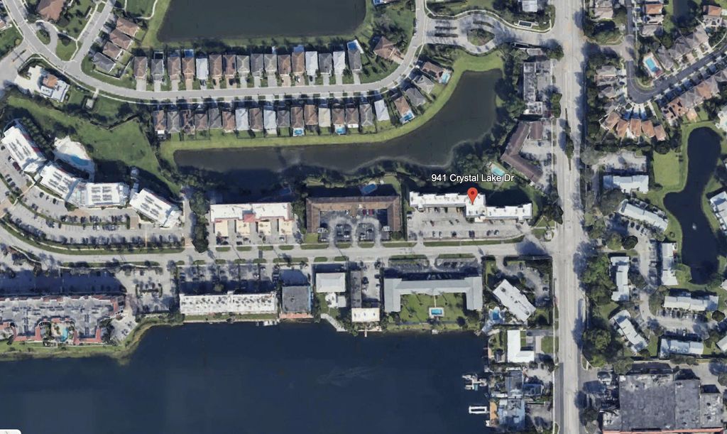 941 Crystal Lake Drive 302, Deerfield Beach, FL 33064