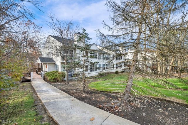 1804 Stoney Run Circle, Broadview Heights, OH 44147