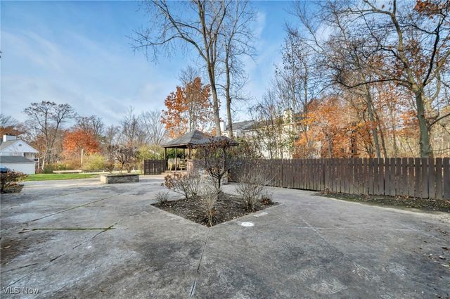 1804 Stoney Run Circle, Broadview Heights, OH 44147