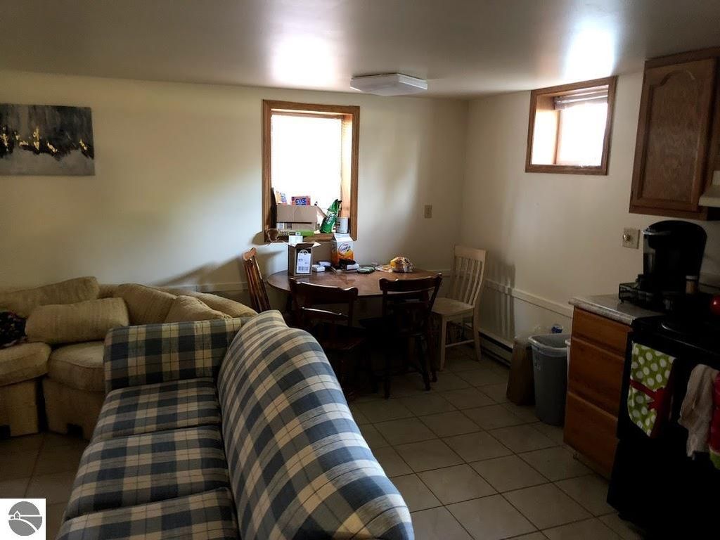 Image 20 of property listing at 1915 Stockman, Mt Pleasant, MI 48858