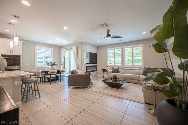 12525 Starry Heaven Street, Las Vegas, NV 89138