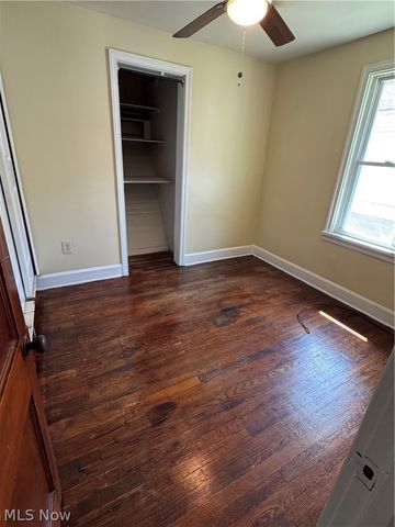 974 Wyley Avenue, Akron, OH 44306