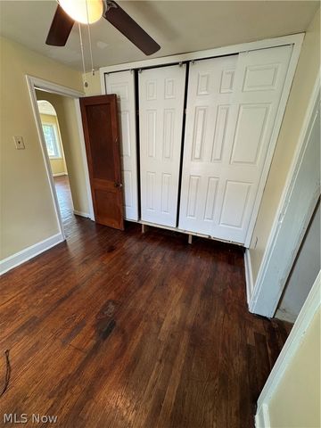 974 Wyley Avenue, Akron, OH 44306
