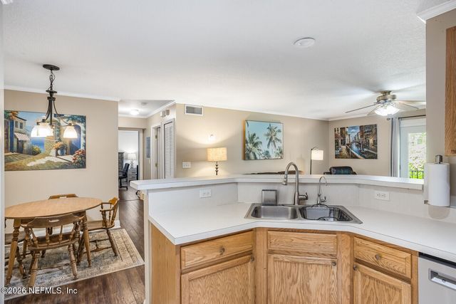13715 RICHMOND PARK Drive 903, Jacksonville, FL 32224