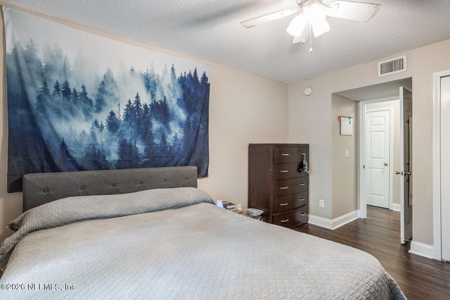 13715 RICHMOND PARK Drive 903, Jacksonville, FL 32224