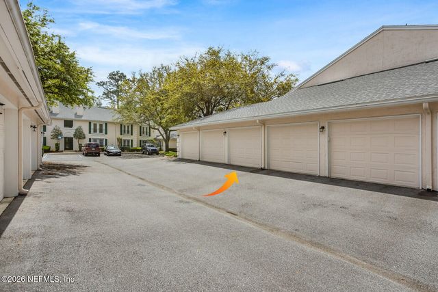 13715 RICHMOND PARK Drive 903, Jacksonville, FL 32224