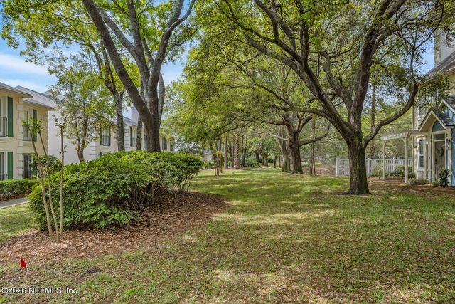 13715 RICHMOND PARK Drive 903, Jacksonville, FL 32224
