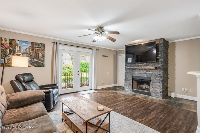 13715 RICHMOND PARK Drive 903, Jacksonville, FL 32224