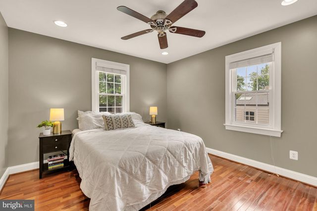 8604 WOODLAWN CT, Alexandria, VA 22309