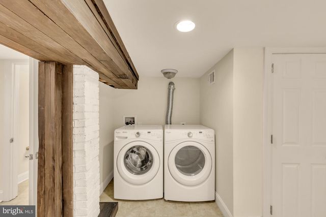 8604 WOODLAWN CT, Alexandria, VA 22309