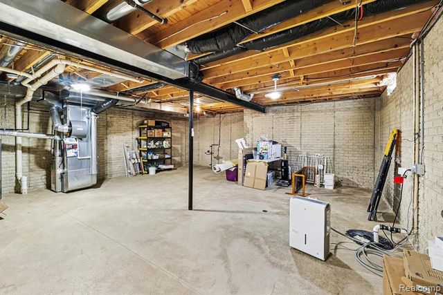 332 Brigg Street, Howell, MI 48855