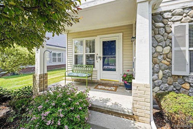 332 Brigg Street, Howell, MI 48855