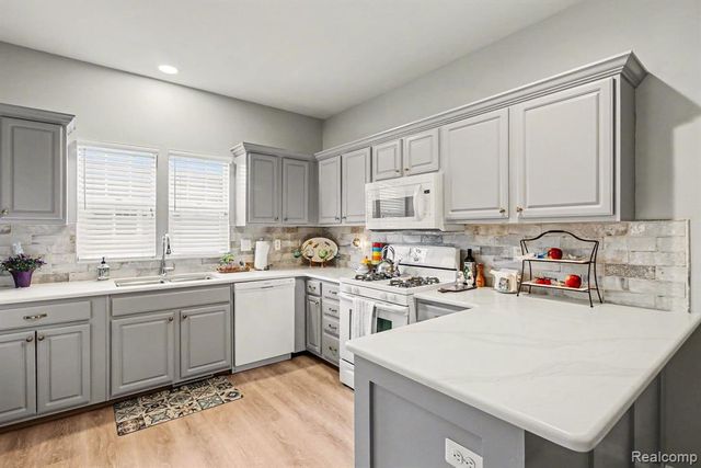 332 Brigg Street, Howell, MI 48855