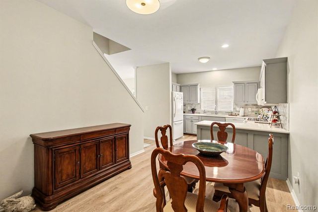 332 Brigg Street, Howell, MI 48855