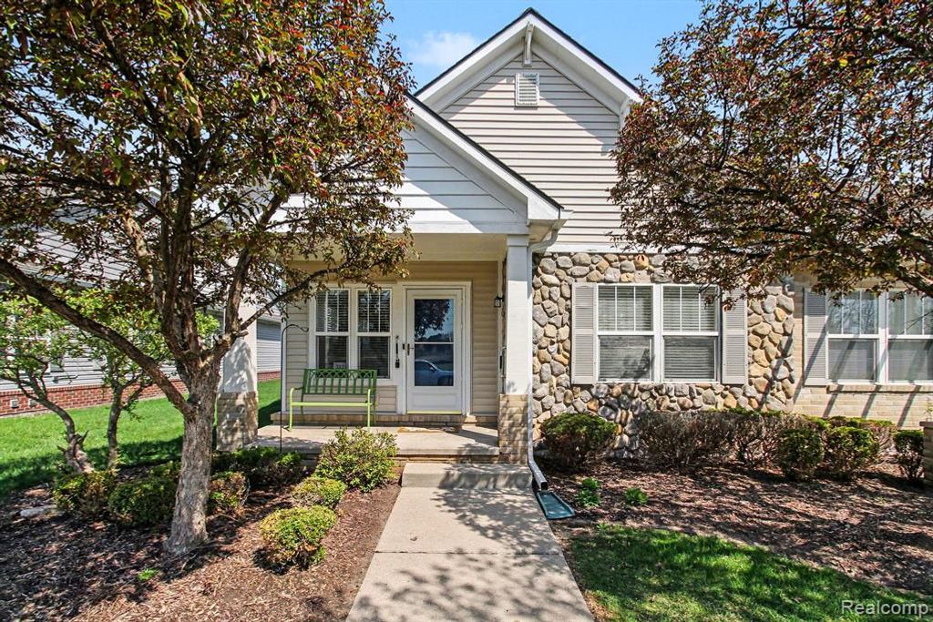 332 Brigg Street, Howell, MI 48855