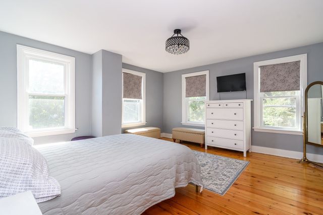164 Union St, Natick, MA 01760