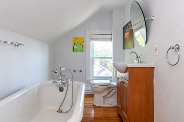 164 Union St, Natick, MA 01760