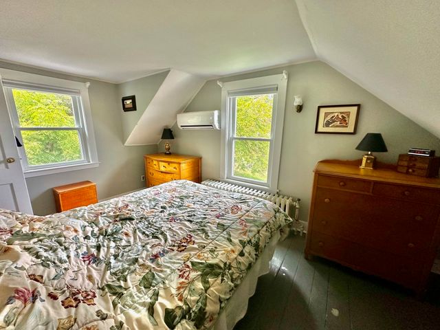 164 Union St, Natick, MA 01760