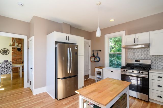 164 Union St, Natick, MA 01760