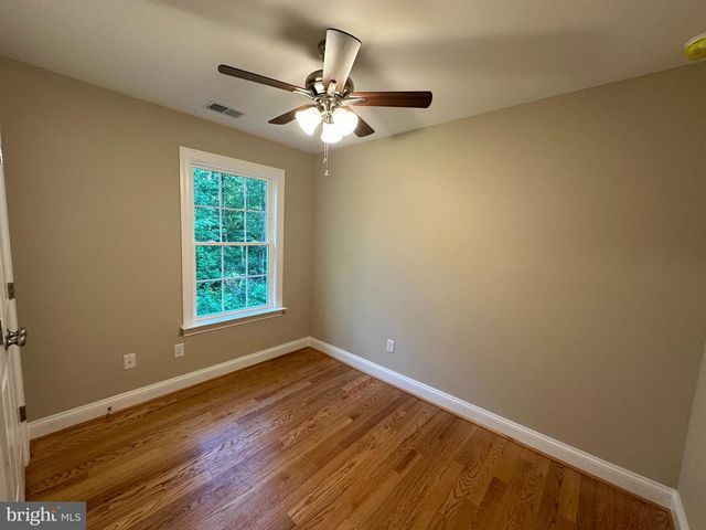212 FALCON TRL, Winchester, VA 22602