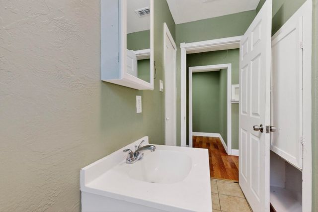 7719 Mary Dan Drive, Dallas, TX 75217