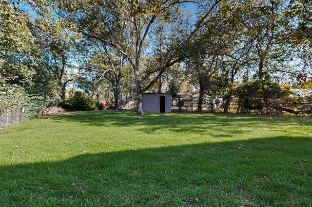 7719 Mary Dan Drive, Dallas, TX 75217