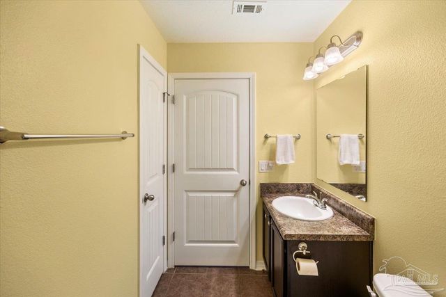 5612 Peach Dr, Pace, FL 32571