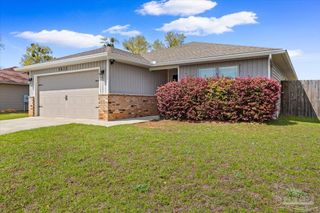 5612 Peach Dr, Pace, FL 32571