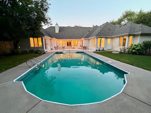 10725 Purdey Road, Eden Prairie, MN 55347