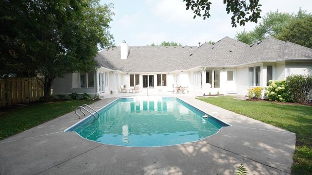 10725 Purdey Road, Eden Prairie, MN 55347