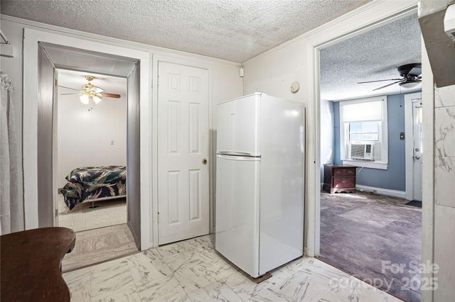 116 E Boston Avenue, Bessemer City, NC 28016