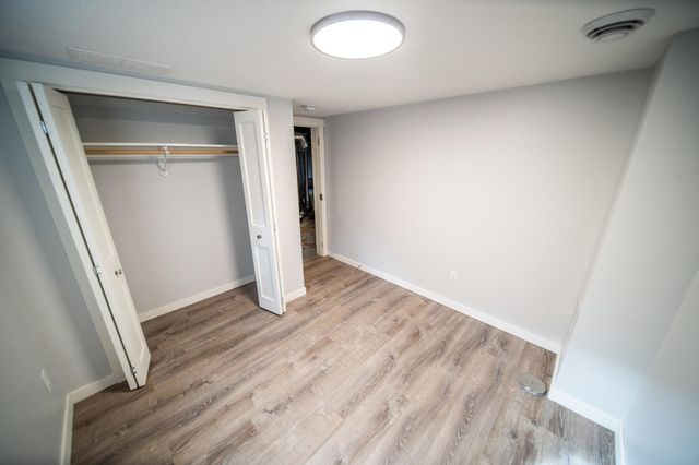 1228 4th St NE, Rochester, MN 55906