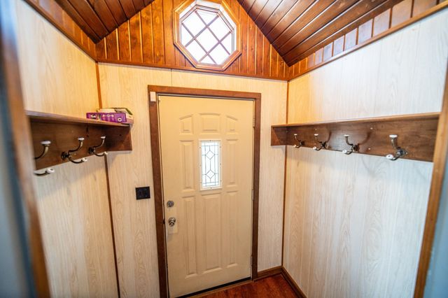 1228 4th St NE, Rochester, MN 55906