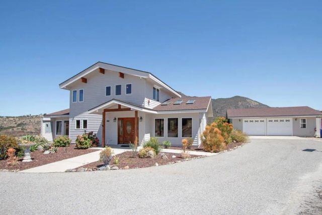 2670 Vista Del Rio, Fallbrook, CA 92028