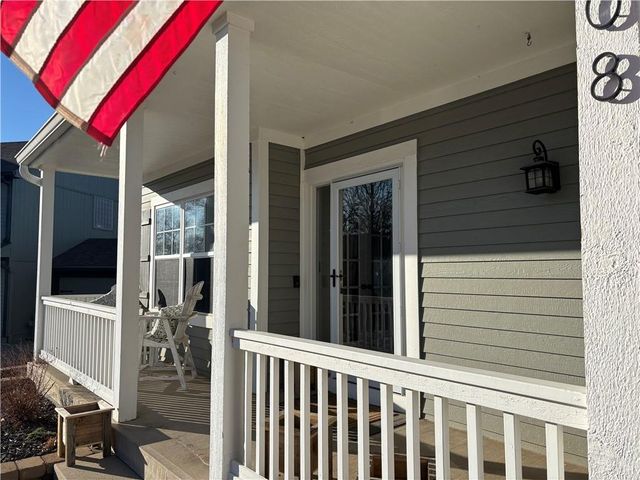 908 N 2nd St Street E, Louisburg, KS 66053