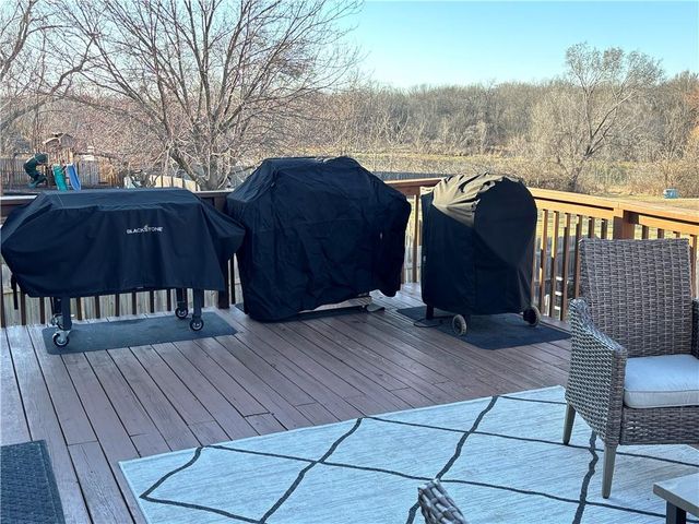 908 N 2nd St Street E, Louisburg, KS 66053