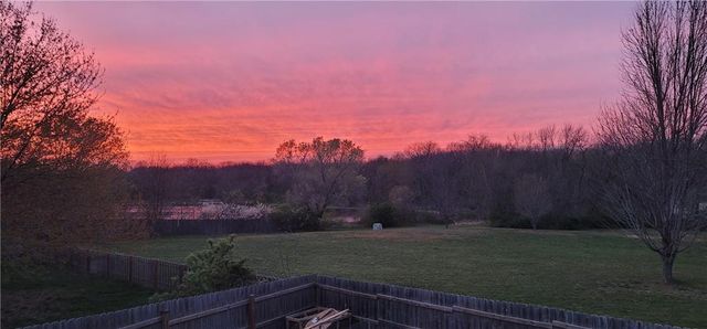 908 N 2nd St Street E, Louisburg, KS 66053