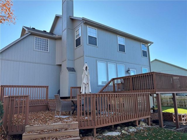 908 N 2nd St Street E, Louisburg, KS 66053