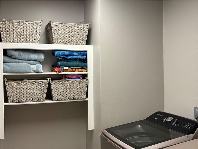 908 N 2nd St Street E, Louisburg, KS 66053