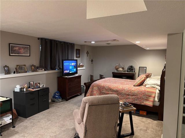 908 N 2nd St Street E, Louisburg, KS 66053