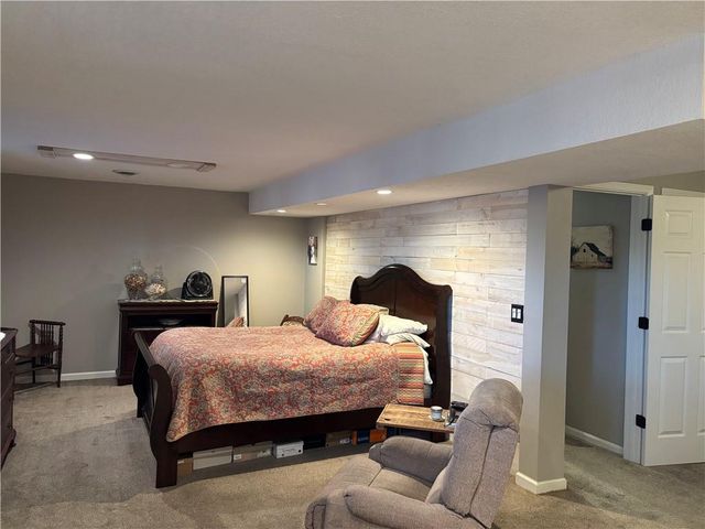 908 N 2nd St Street E, Louisburg, KS 66053