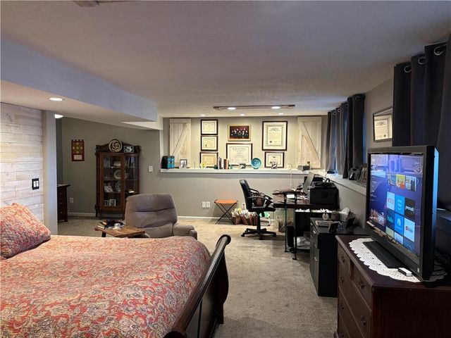 908 N 2nd St Street E, Louisburg, KS 66053