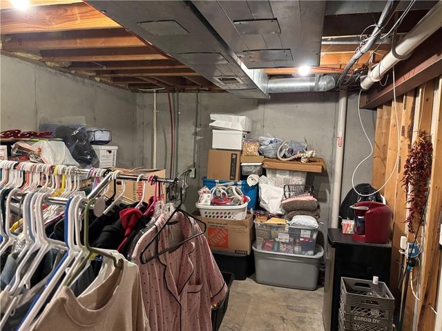 908 N 2nd St Street E, Louisburg, KS 66053