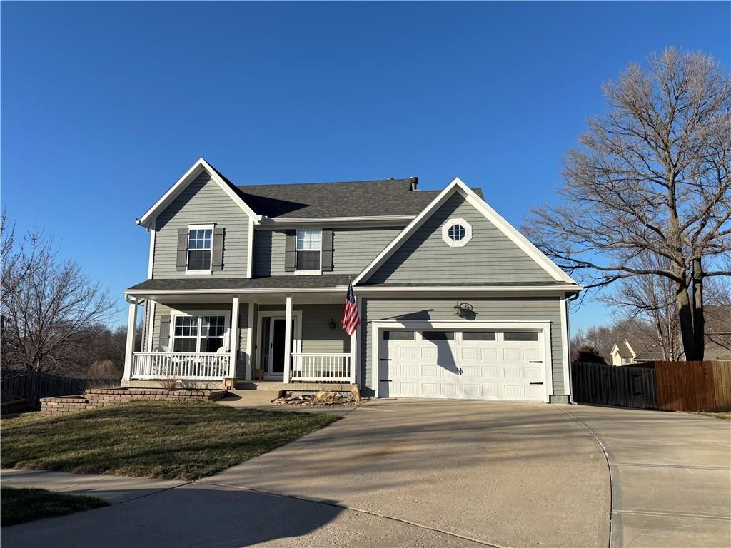 908 N 2nd St Street E, Louisburg, KS 66053