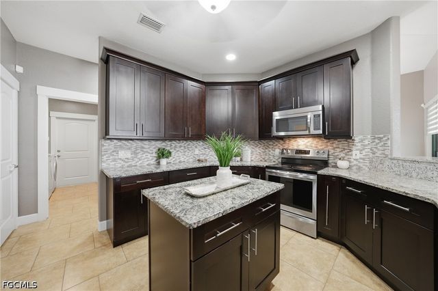 1480 Wise DR, North Port, FL 34286