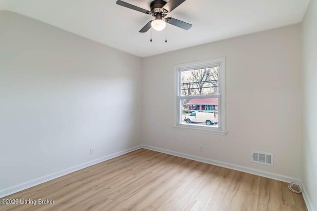 8607 Moody Rd, Louisville, KY 40219